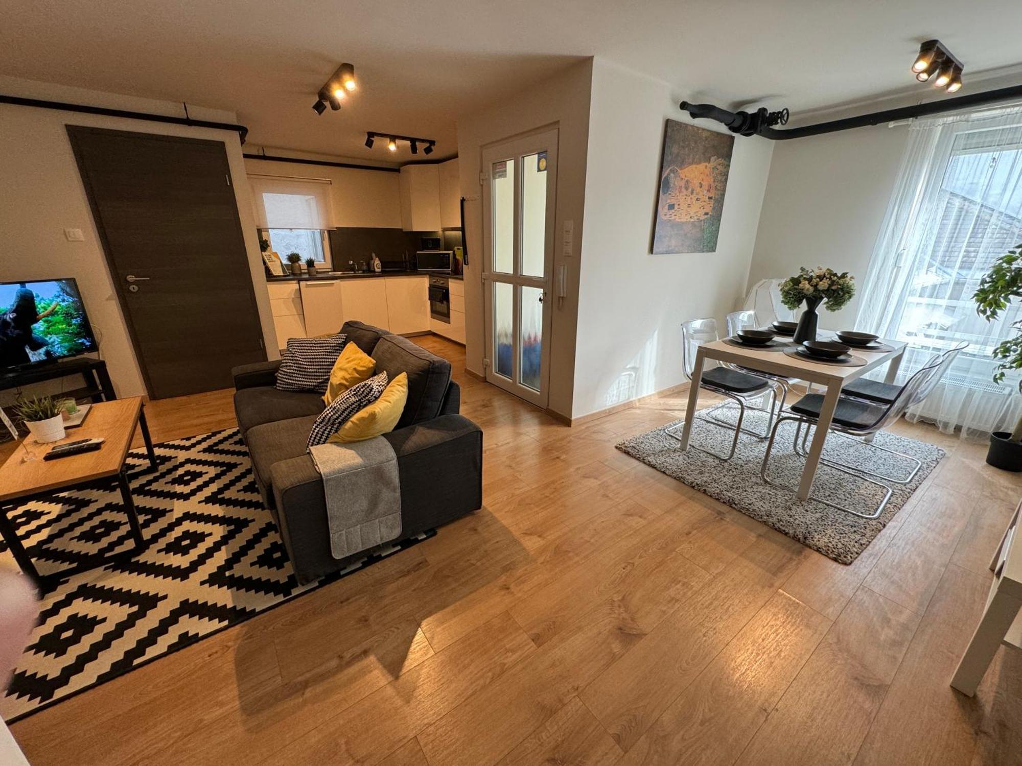 Emerald Apartment Budapest Ngoại thất bức ảnh