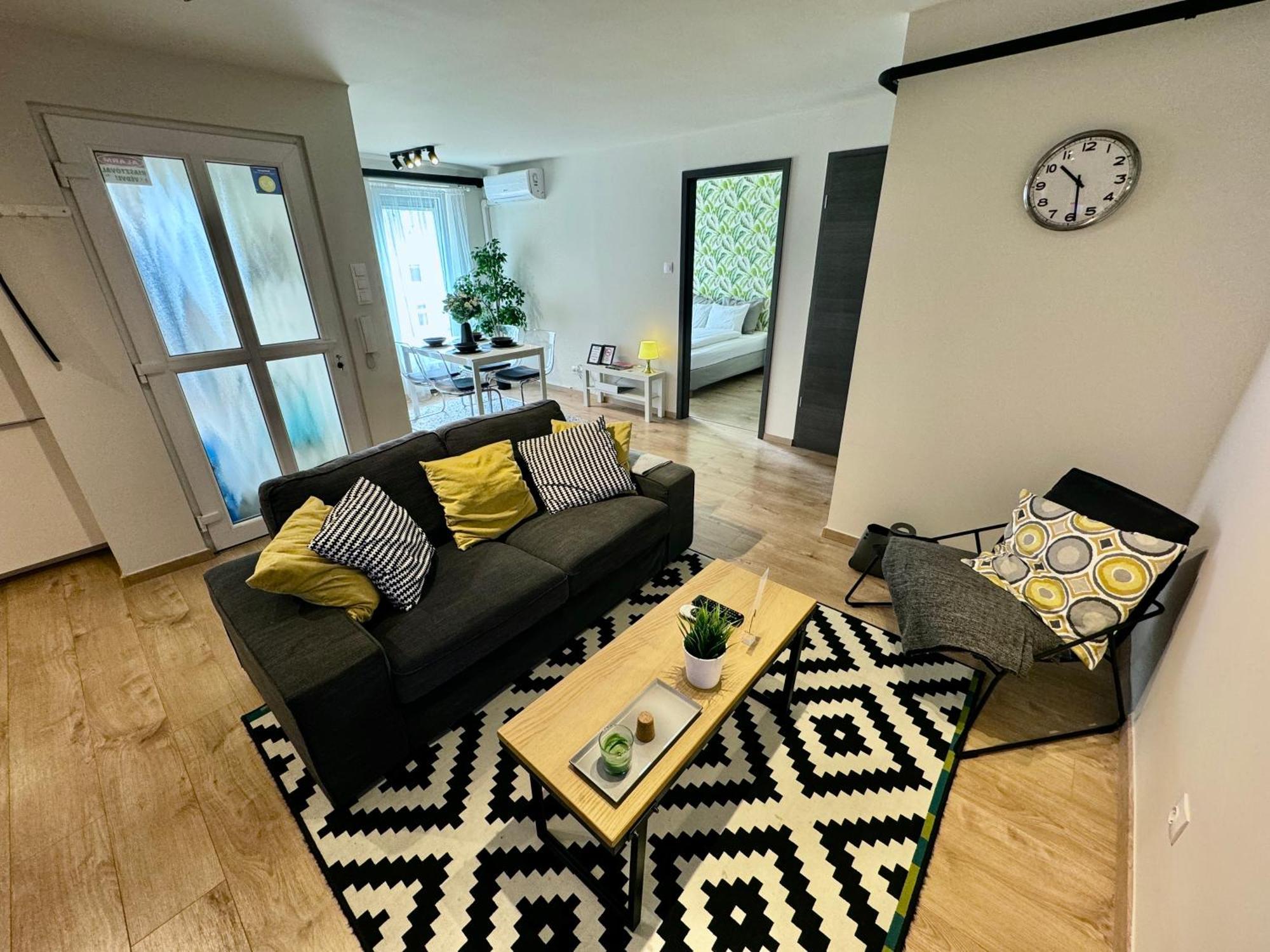 Emerald Apartment Budapest Ngoại thất bức ảnh